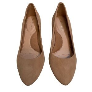 Taryn Rose Gabriela Suede Leather pump heels In tan taupe- Size 6